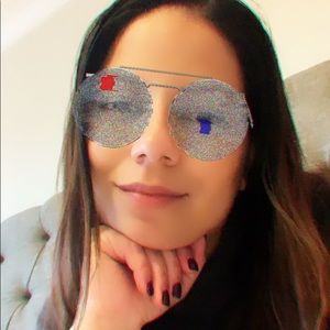 Meet your Posher, Claribel